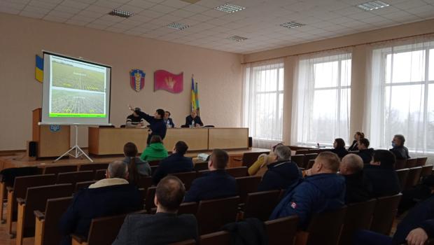 Scientific-practical seminar for agriculturists of the Sakhnovshchyna territorial community of the Kharkiv Oblast