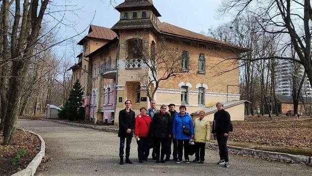 Екскурсія в Інституті рослинництва імені В.Я. Юр'єва для Благодійної організації “МІСТ”
