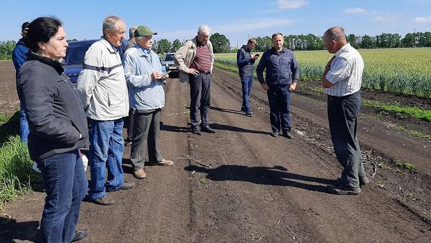 Виїзне засідання  методичної комісії Інституту рослинництва імені В.Я. Юр'єва НААН з приймання польових дослідів озимих і ярих культур